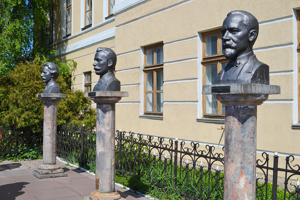 https://upforme.ru/uploads/0001/d0/60/1991/86028.jpg