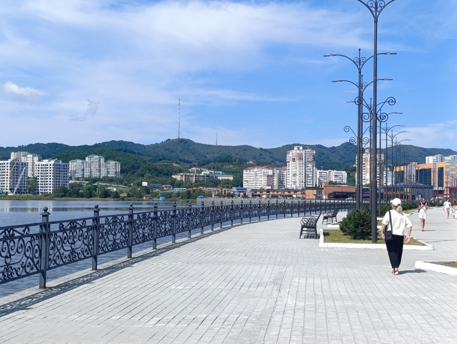https://upforme.ru/uploads/0001/d0/60/2/142388.jpg
