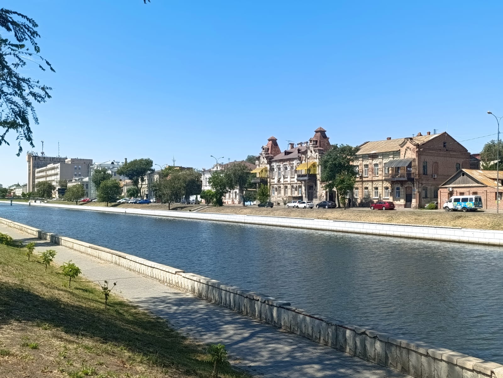 https://upforme.ru/uploads/0001/d0/60/2/152303.jpg