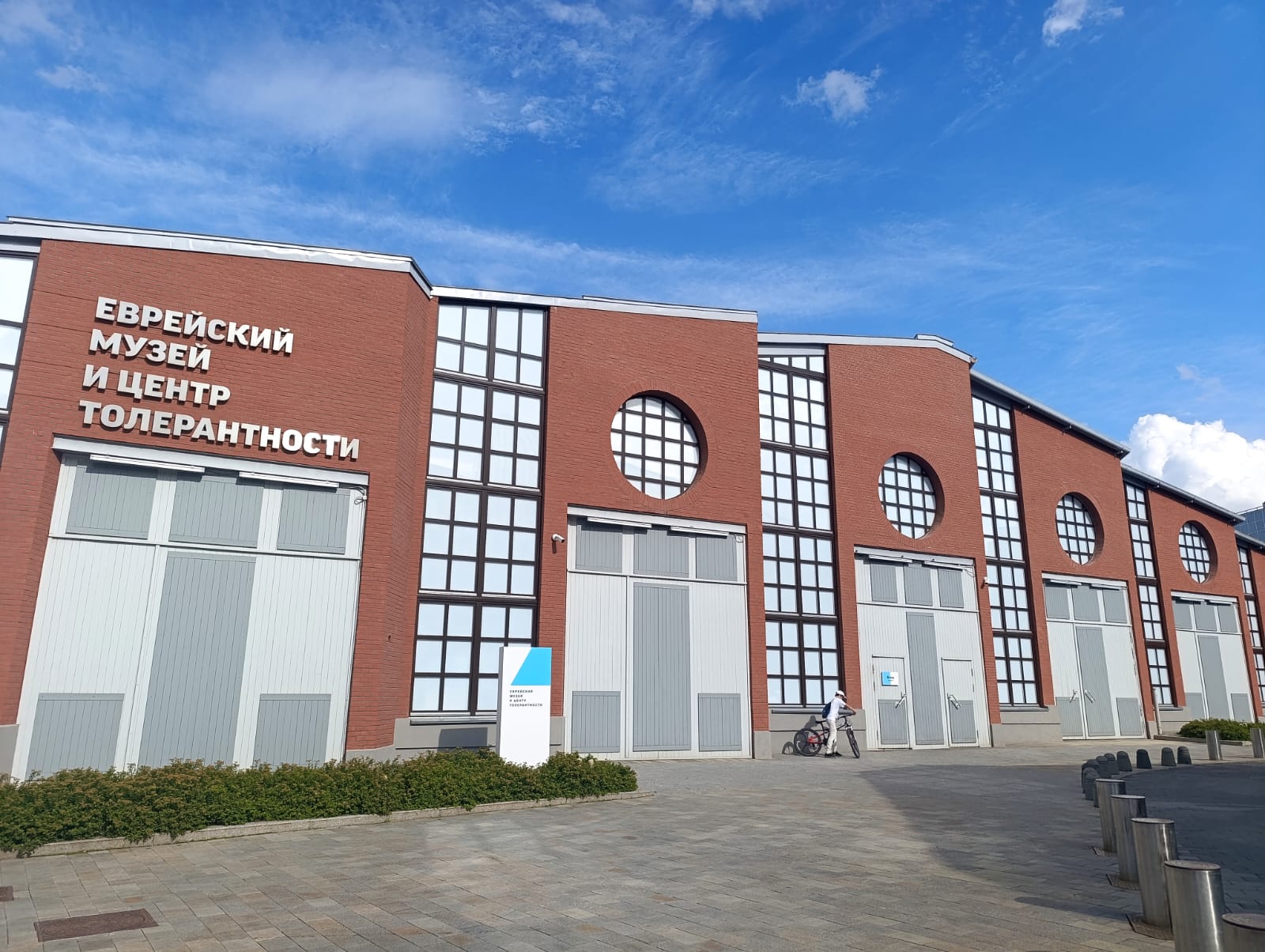 https://upforme.ru/uploads/0001/d0/60/2/158664.jpg