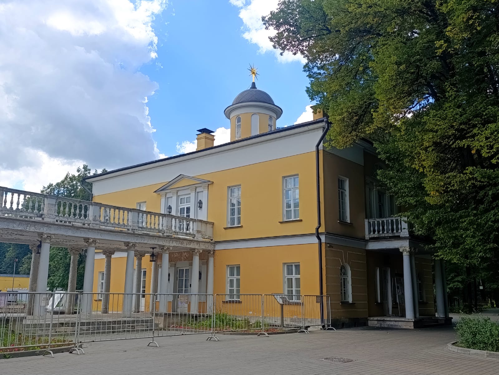 https://upforme.ru/uploads/0001/d0/60/2/223196.jpg