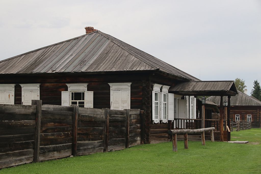 https://upforme.ru/uploads/0001/d0/60/2/258291.jpg
