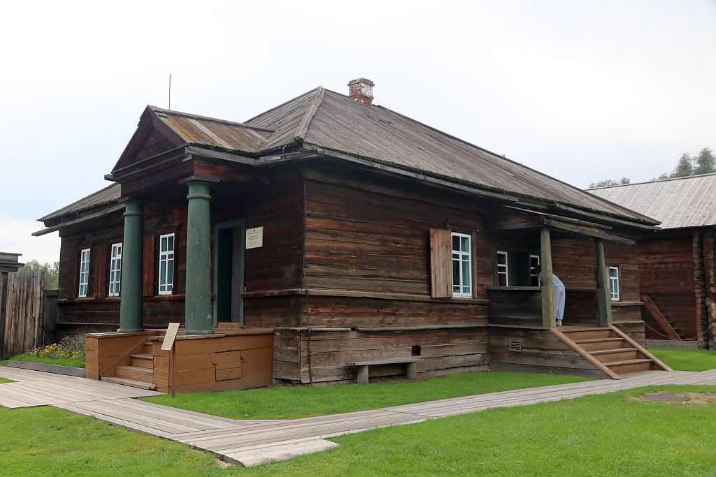 https://upforme.ru/uploads/0001/d0/60/2/331428.jpg