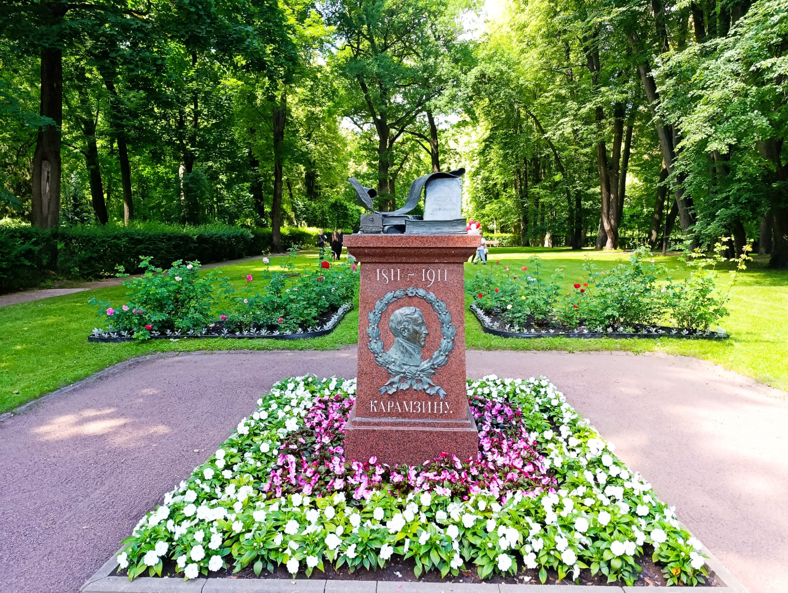 https://upforme.ru/uploads/0001/d0/60/2/52310.jpg