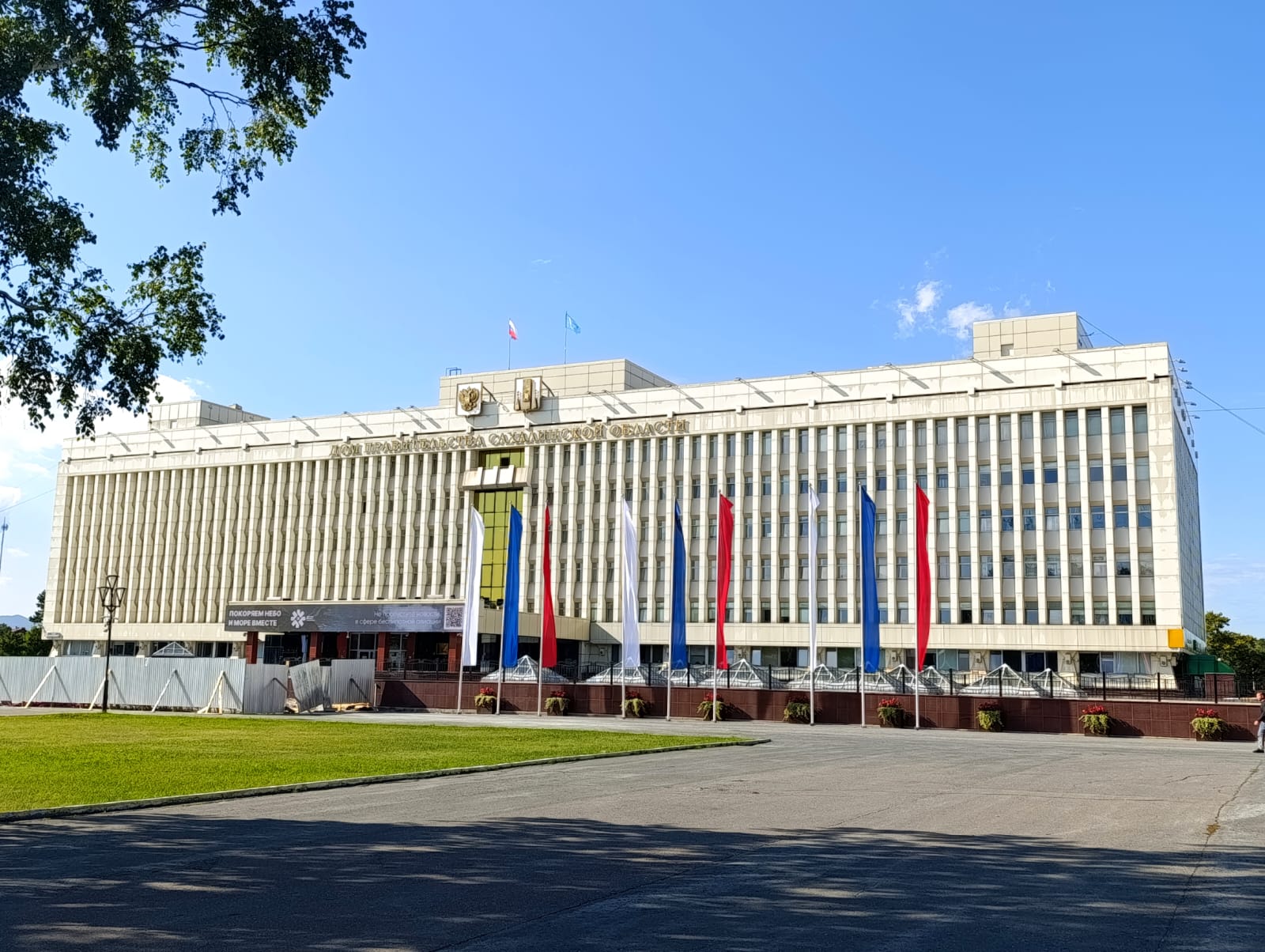 https://upforme.ru/uploads/0001/d0/60/2/577627.jpg