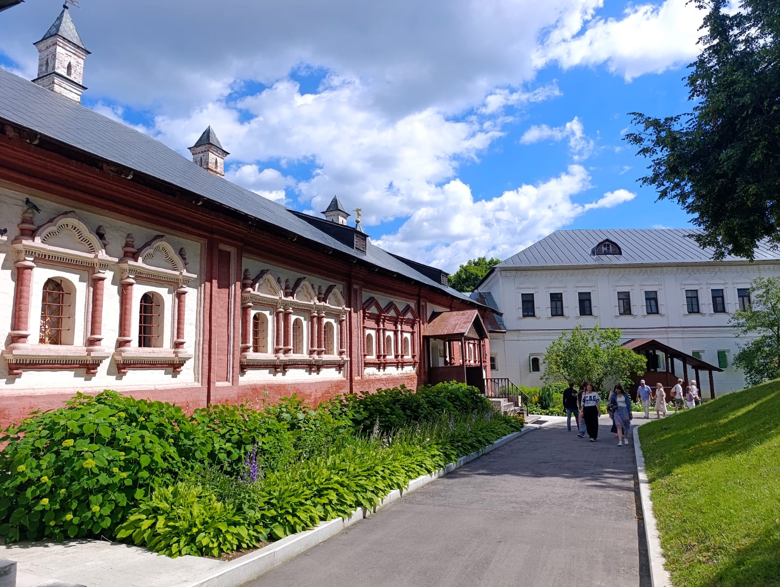 https://upforme.ru/uploads/0001/d0/60/2/634754.jpg