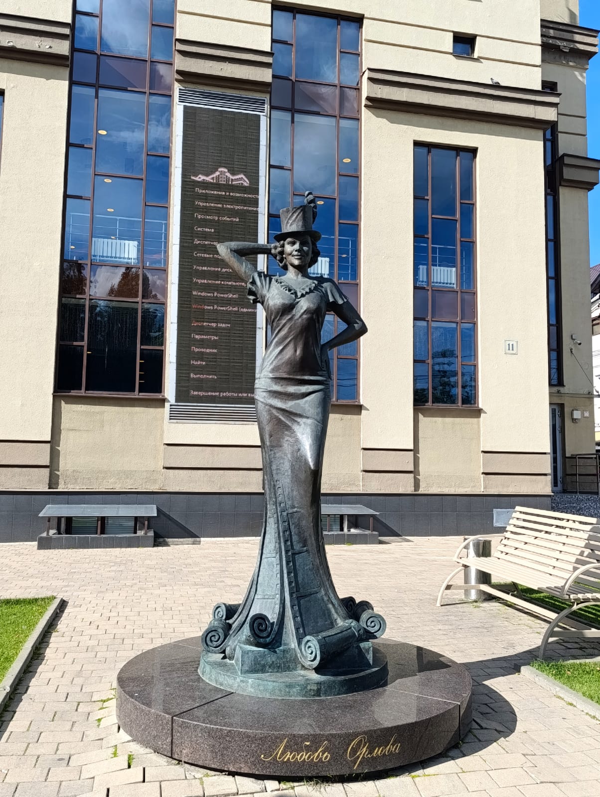 https://upforme.ru/uploads/0001/d0/60/2/636820.jpg