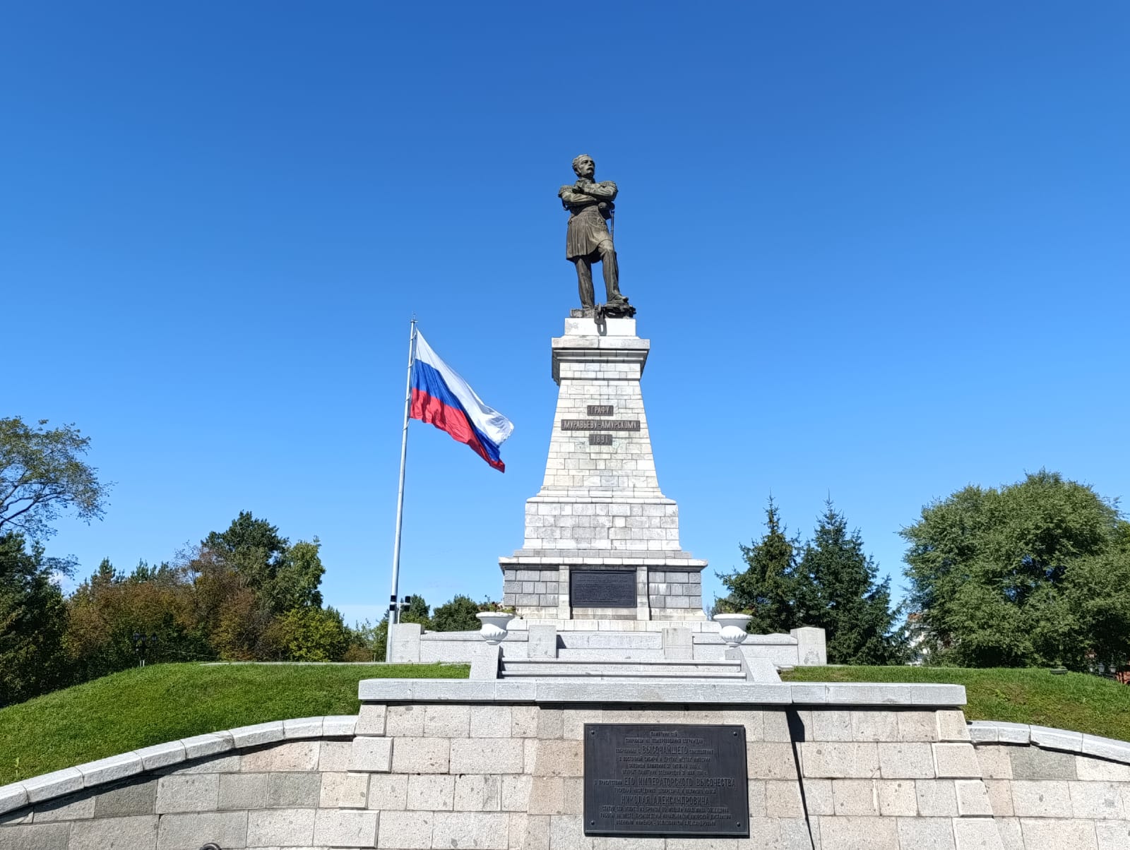 https://upforme.ru/uploads/0001/d0/60/2/647926.jpg