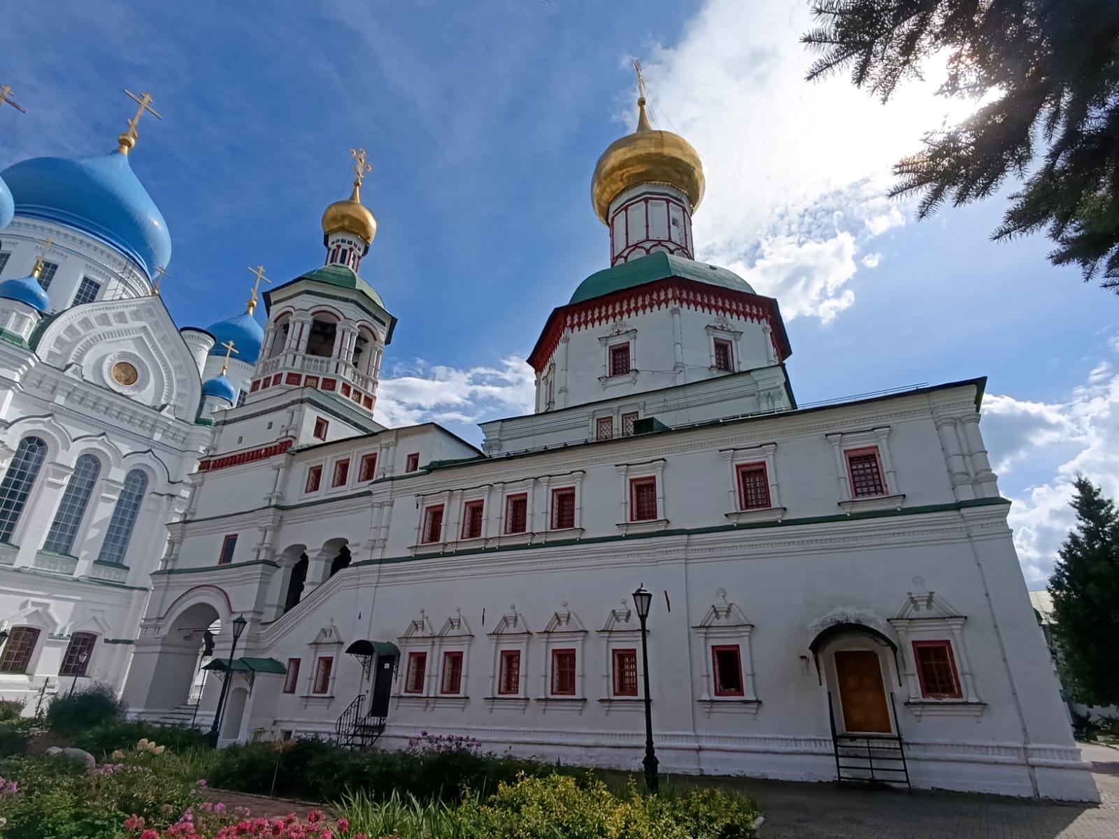 https://upforme.ru/uploads/0001/d0/60/2/674664.jpg