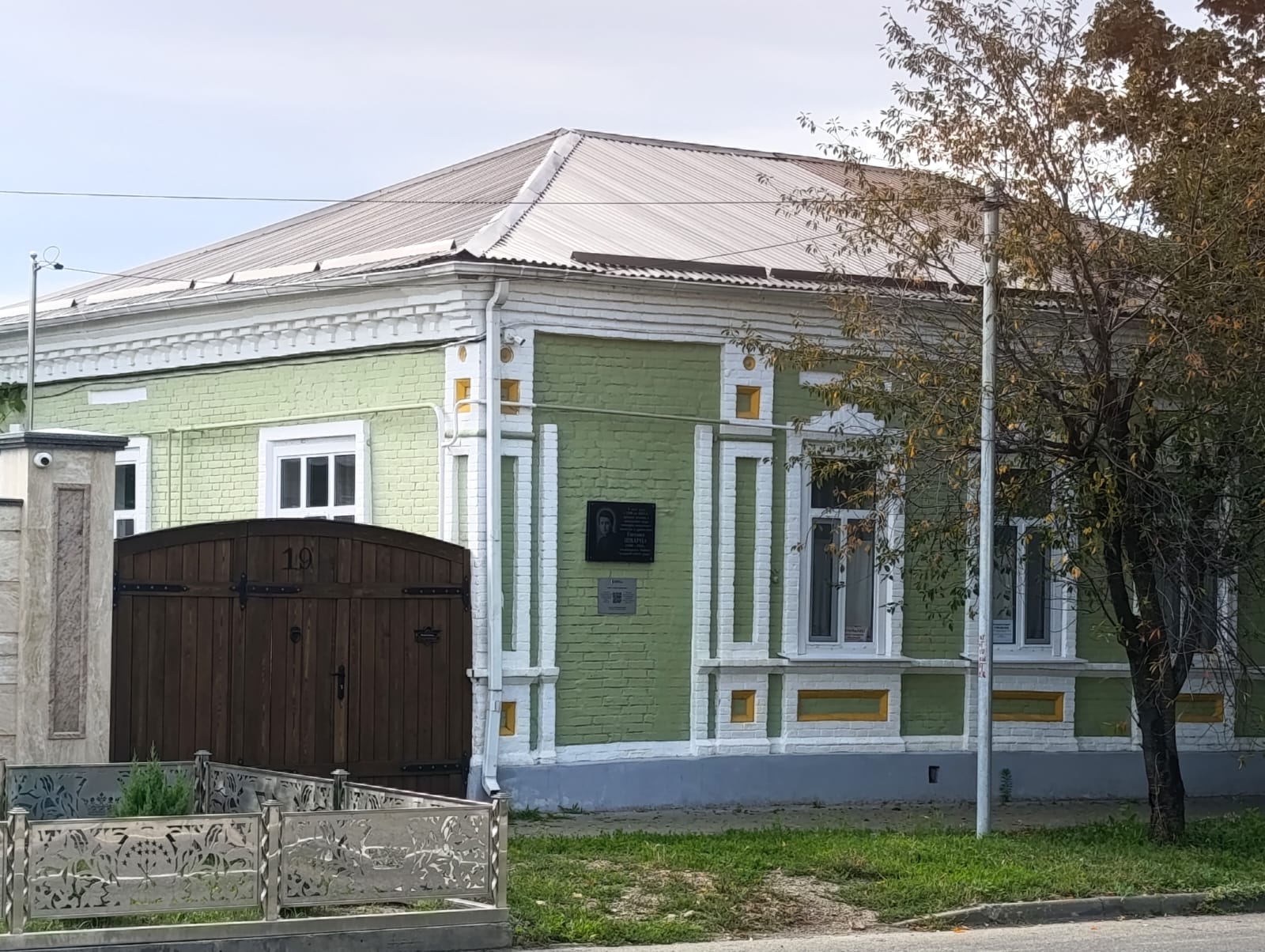 https://upforme.ru/uploads/0001/d0/60/2/726548.jpg