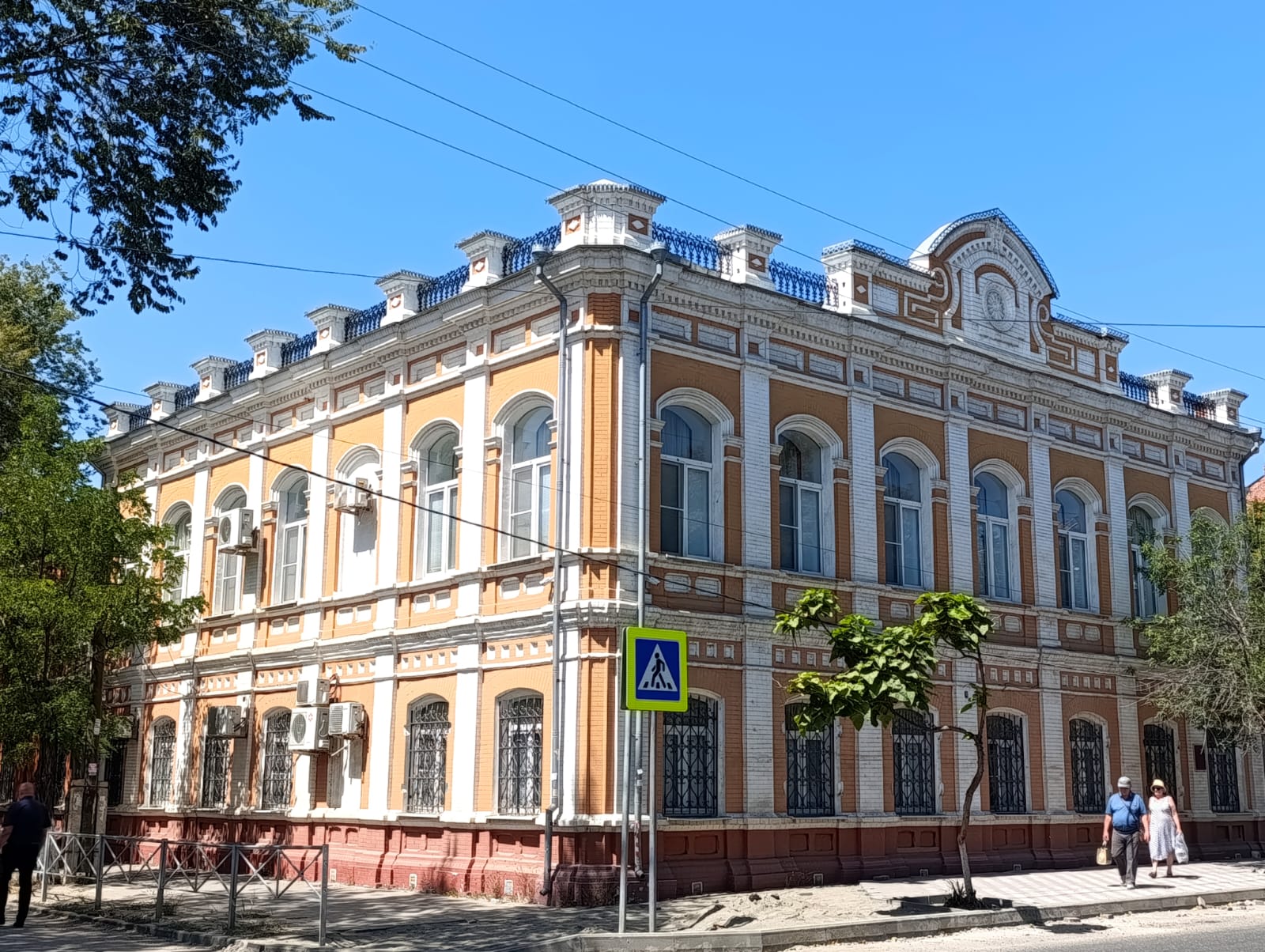 https://upforme.ru/uploads/0001/d0/60/2/737965.jpg