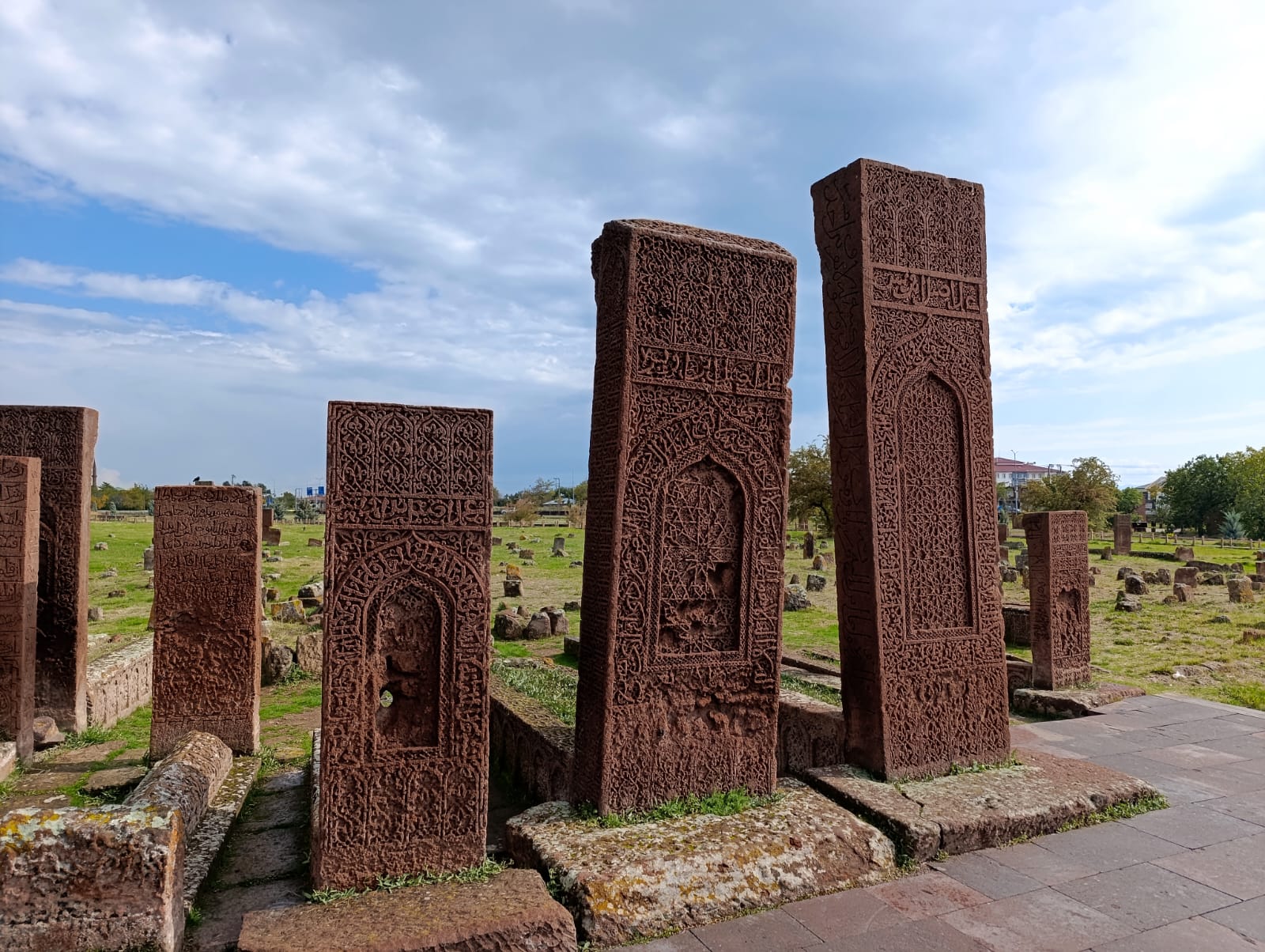 https://upforme.ru/uploads/0001/d0/60/2/805252.jpg