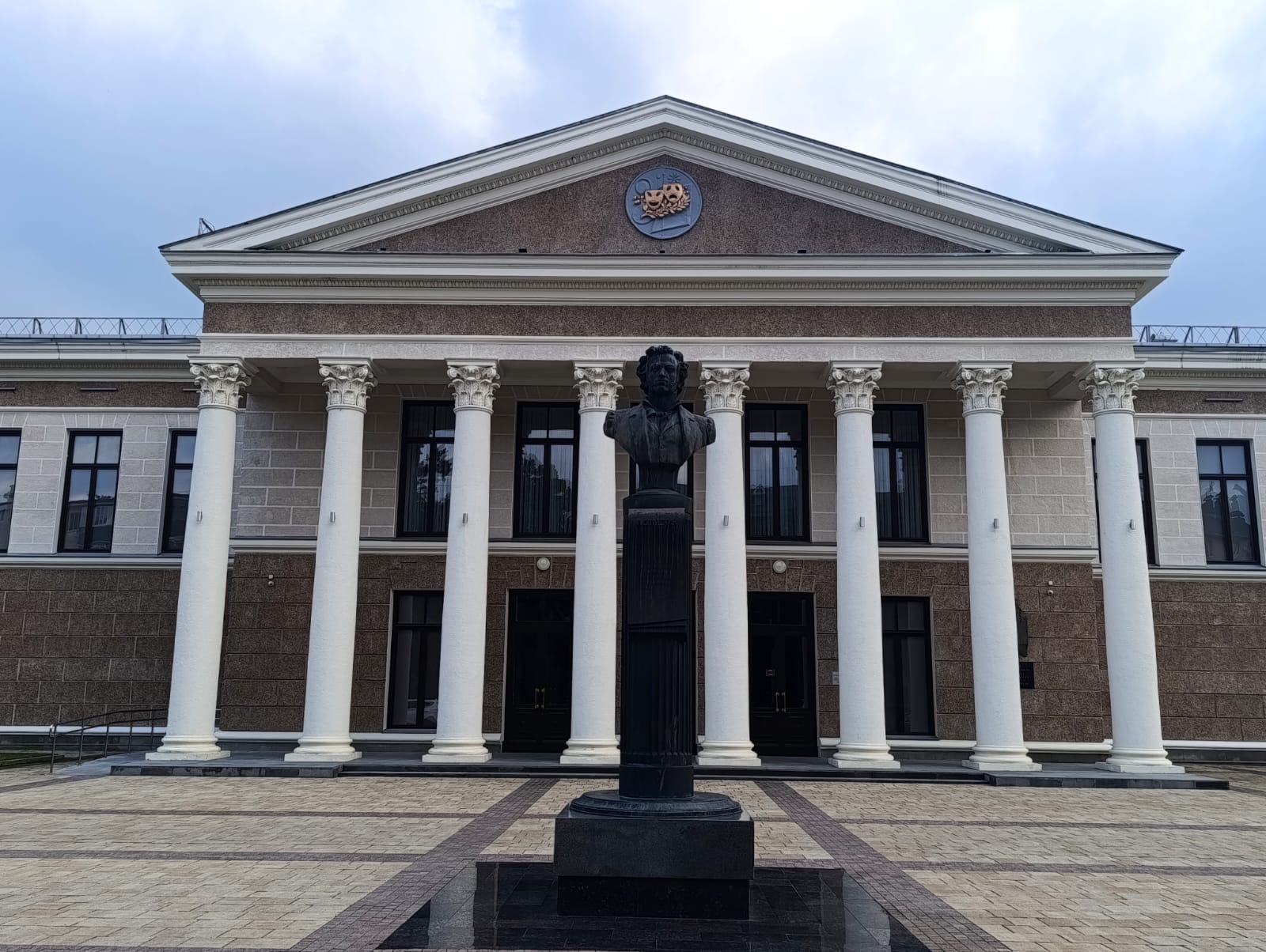 https://upforme.ru/uploads/0001/d0/60/2/820082.jpg