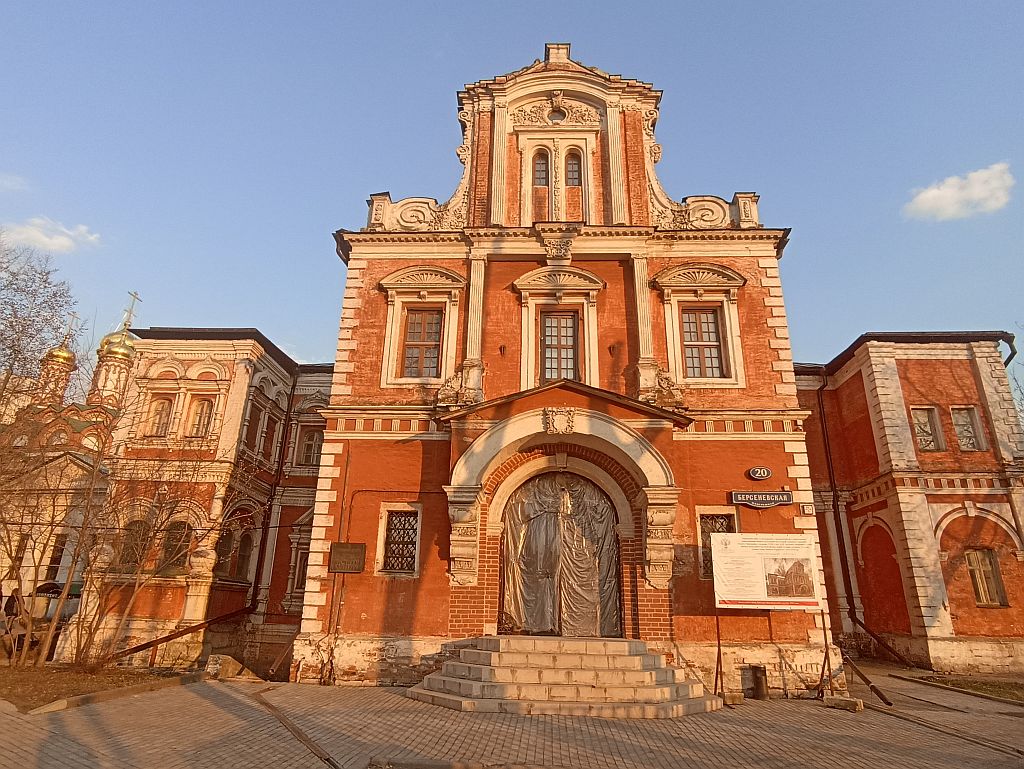 https://upforme.ru/uploads/0001/d0/60/2/842317.jpg