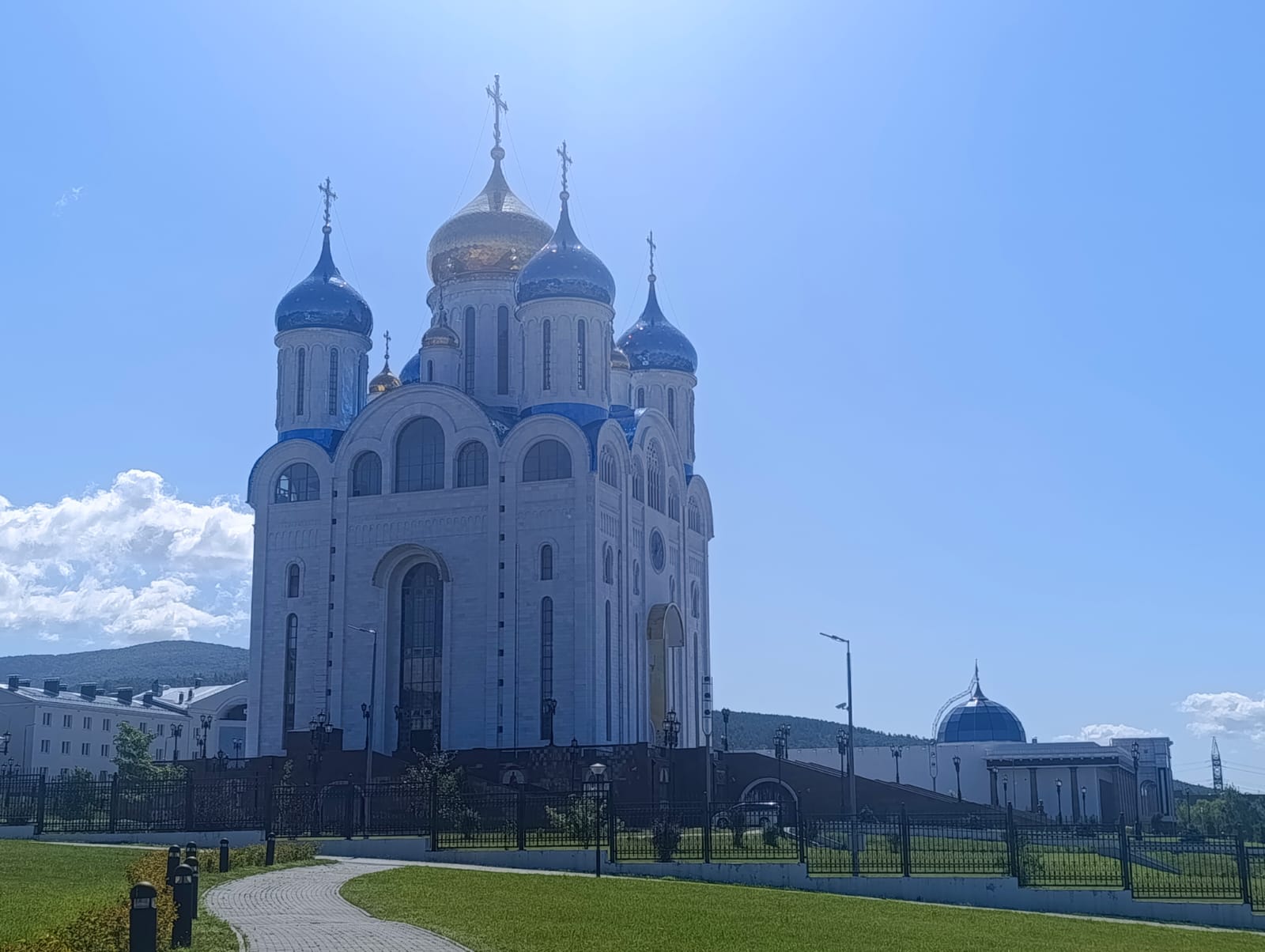 https://upforme.ru/uploads/0001/d0/60/2/892998.jpg