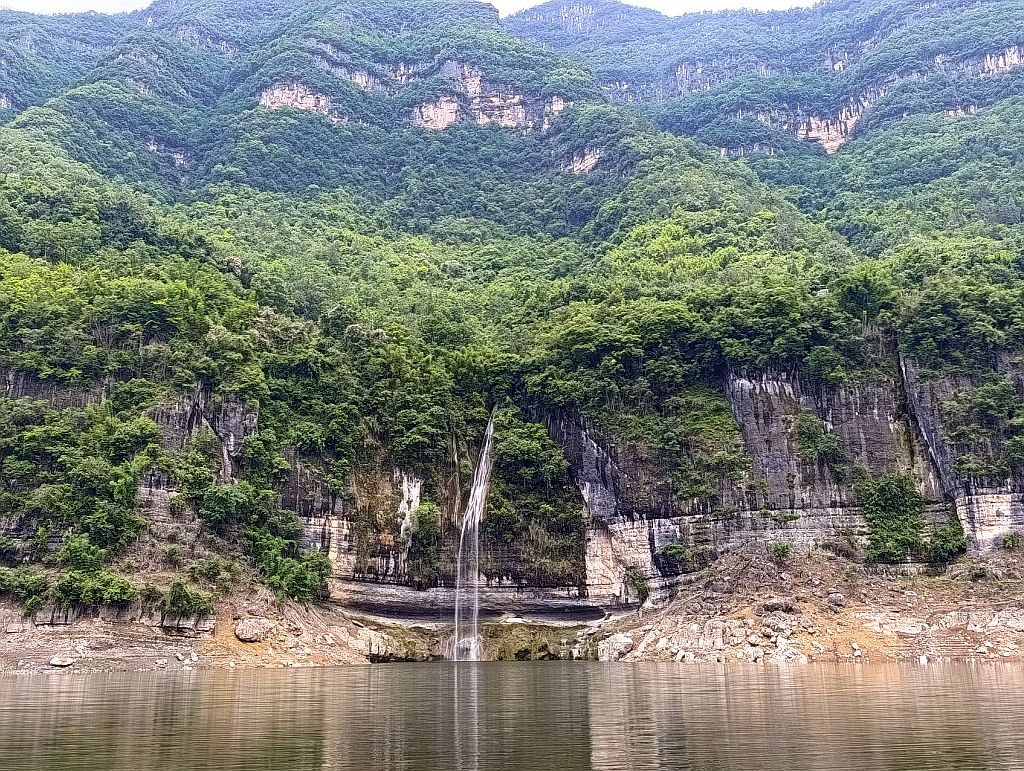 https://upforme.ru/uploads/0001/d0/60/2/926748.jpg