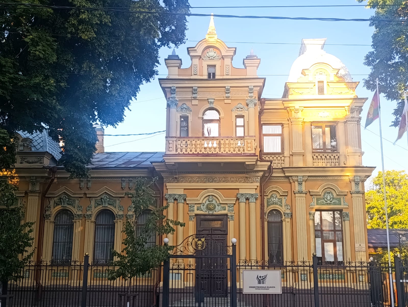 https://upforme.ru/uploads/0001/d0/60/2/967345.jpg