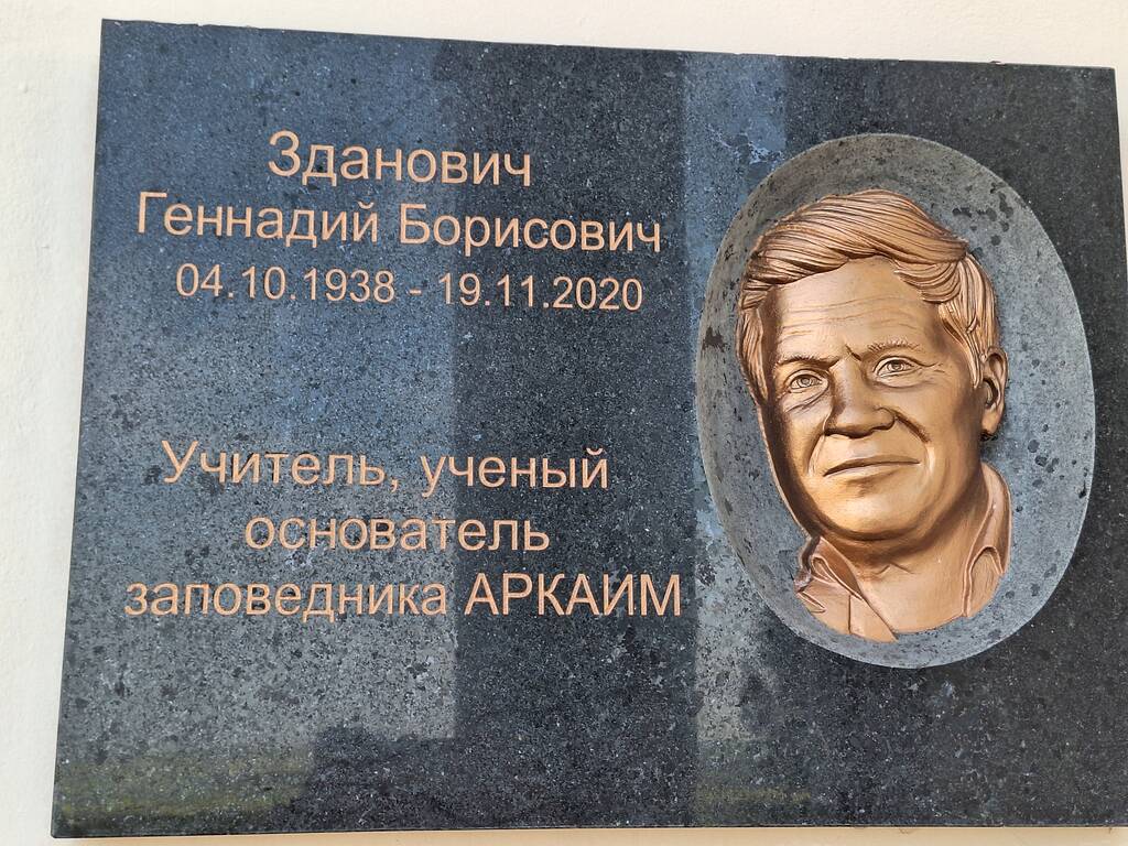https://upforme.ru/uploads/0001/d0/60/2802/122500.jpg