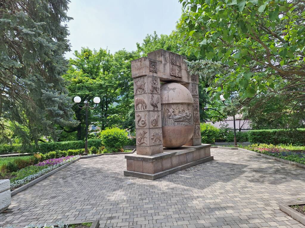 https://upforme.ru/uploads/0001/d0/60/2802/189301.jpg