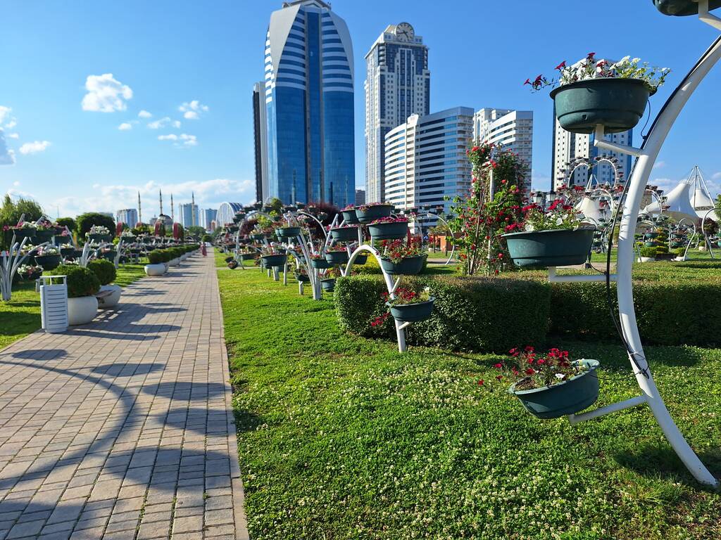 https://upforme.ru/uploads/0001/d0/60/2802/497968.jpg