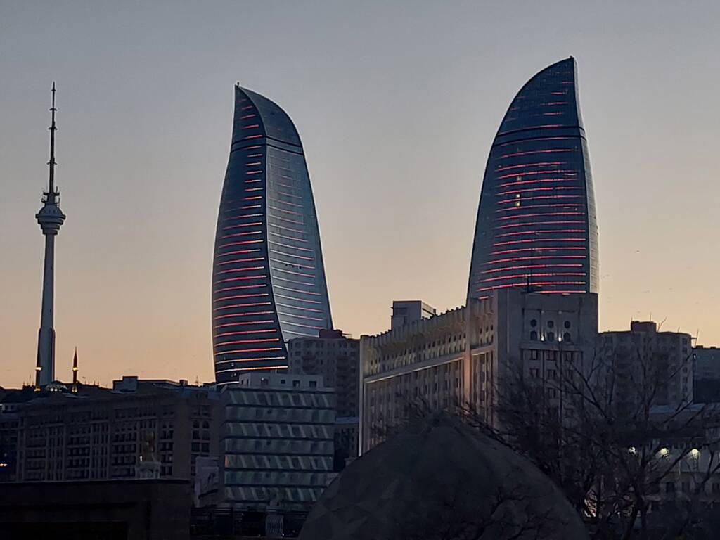 https://upforme.ru/uploads/0001/d0/60/2938/114532.jpg
