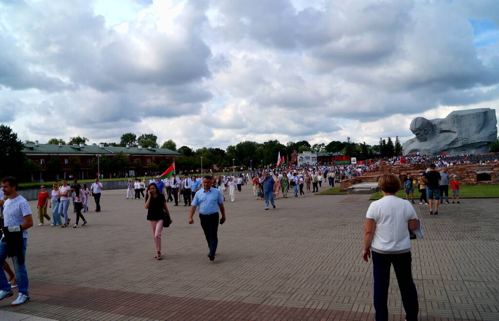 https://upforme.ru/uploads/0001/d0/60/2938/347426.jpg