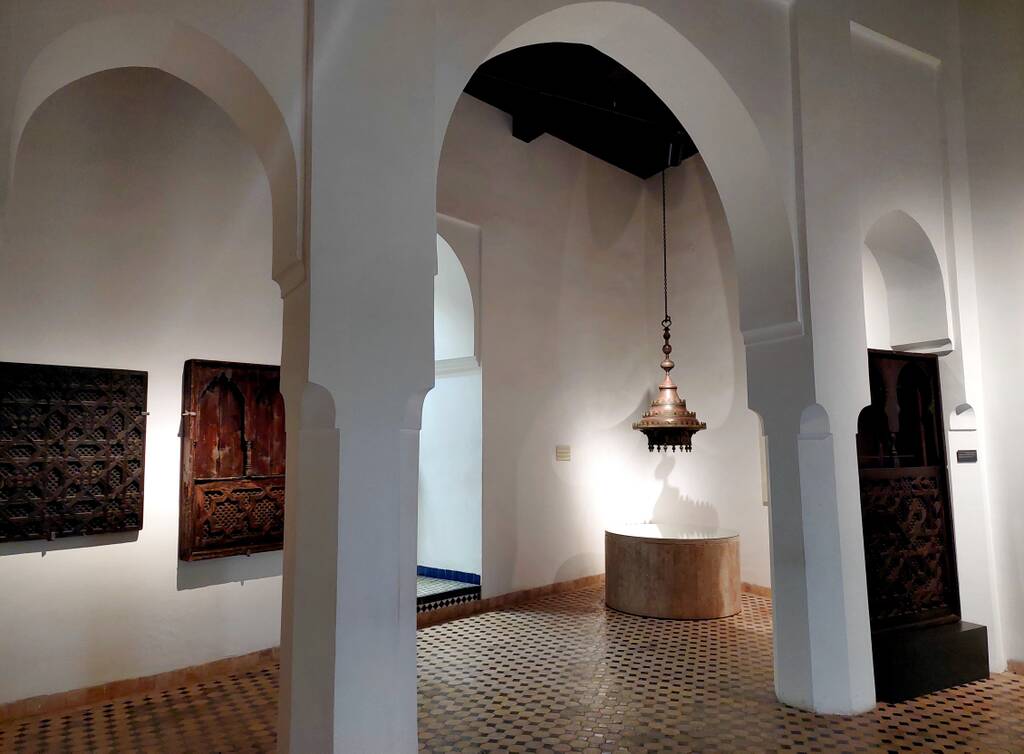 https://upforme.ru/uploads/0001/d0/60/2938/521480.jpg
