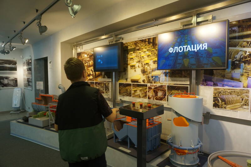 https://upforme.ru/uploads/0001/d0/60/2938/523969.jpg