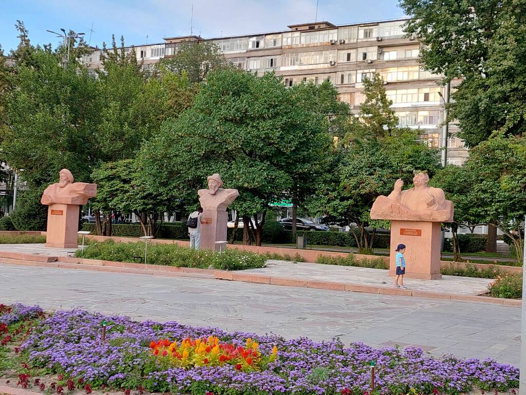 https://upforme.ru/uploads/0001/d0/60/2938/853348.jpg
