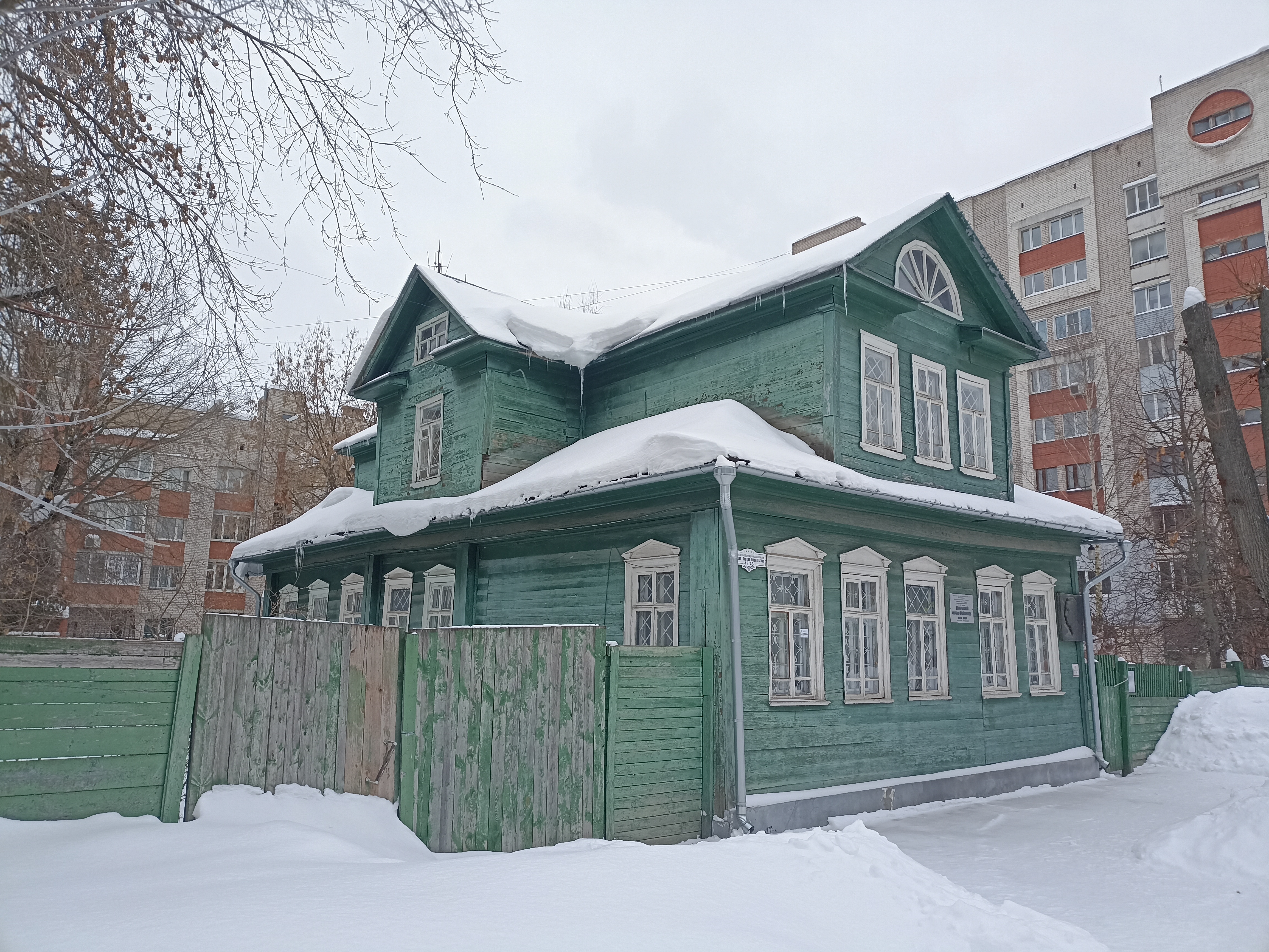 https://upforme.ru/uploads/0001/d0/60/3/270001.jpg