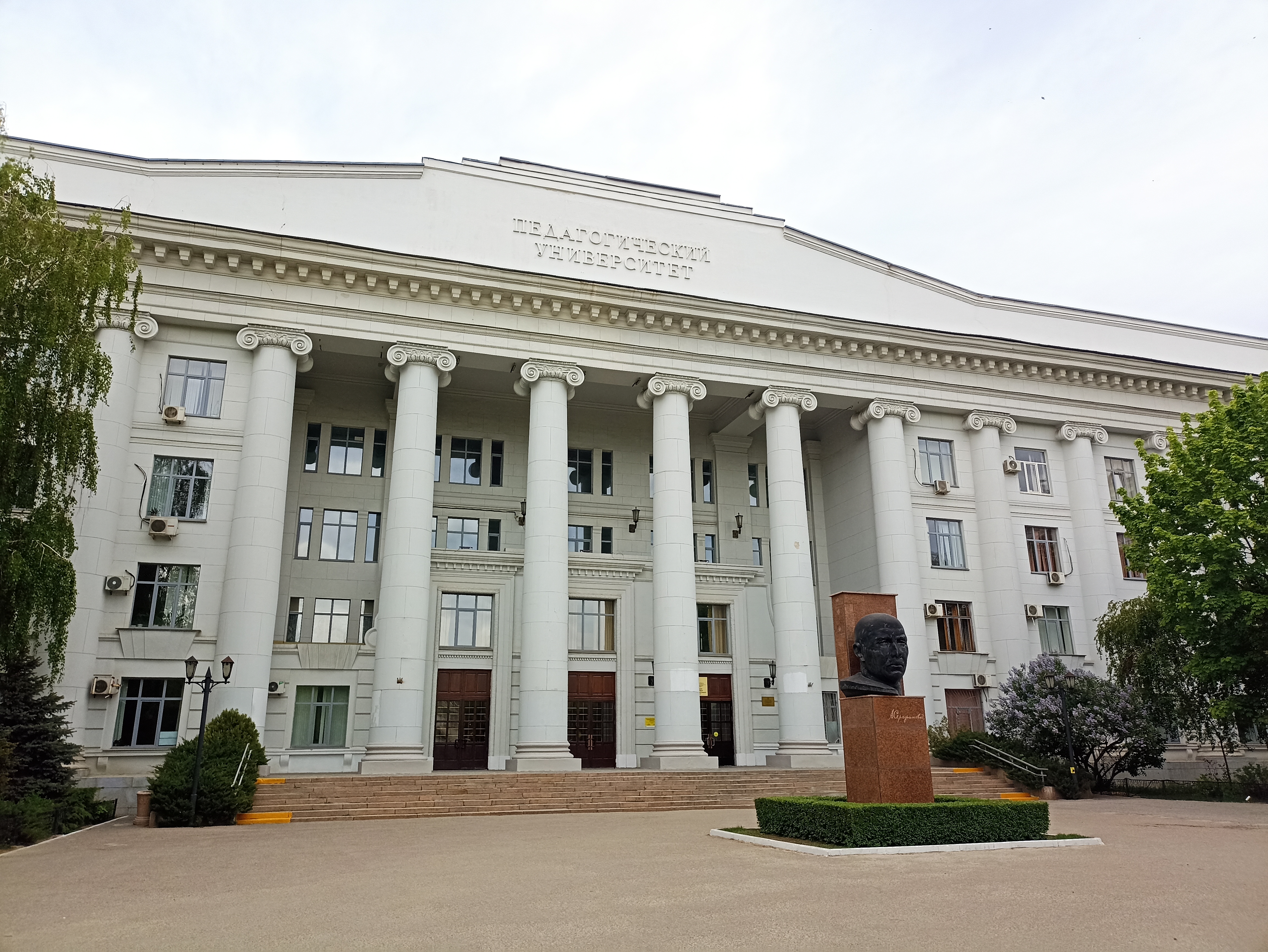 https://upforme.ru/uploads/0001/d0/60/3/622472.jpg