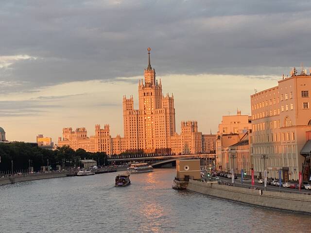 https://upforme.ru/uploads/0001/d0/60/3605/256620.jpg