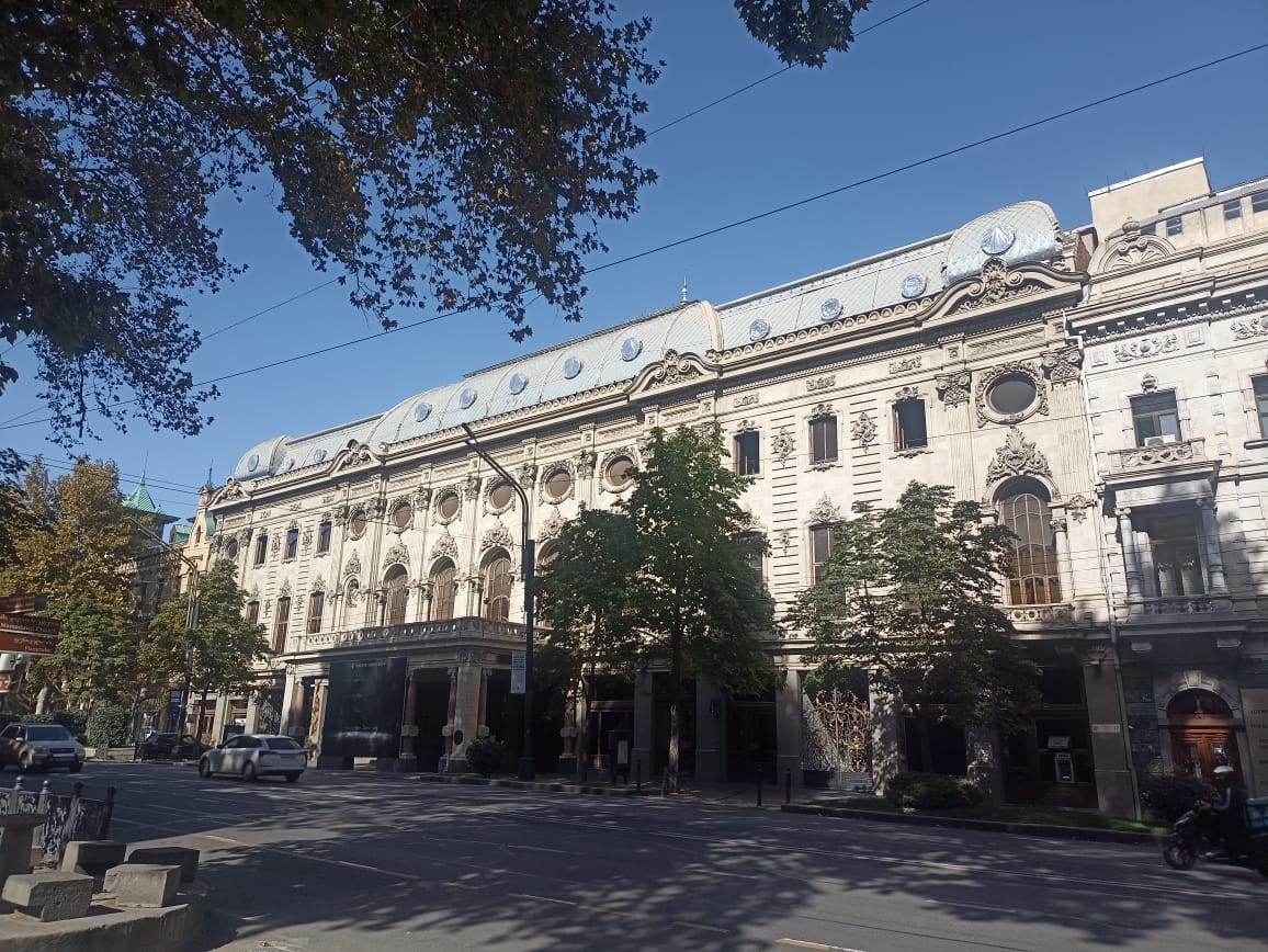 https://upforme.ru/uploads/0001/d0/60/4760/272150.jpg
