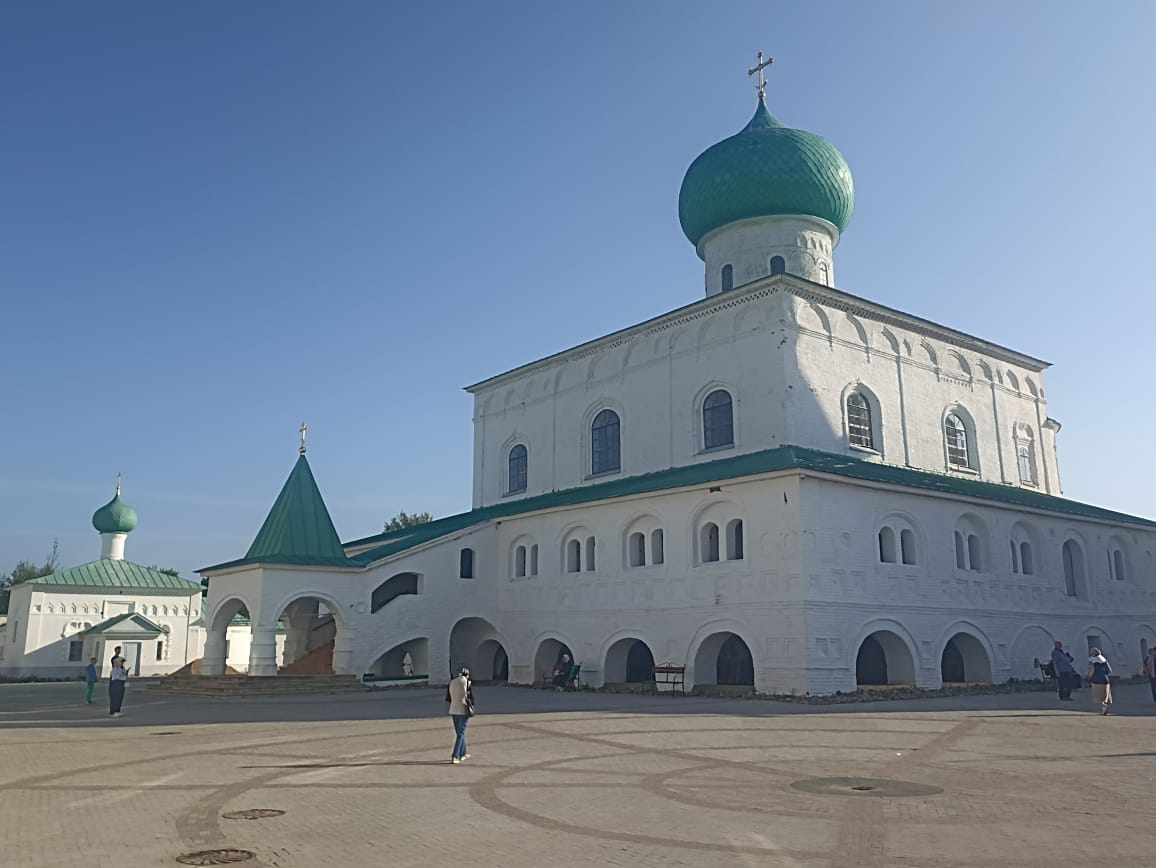 https://upforme.ru/uploads/0001/d0/60/4760/834829.jpg