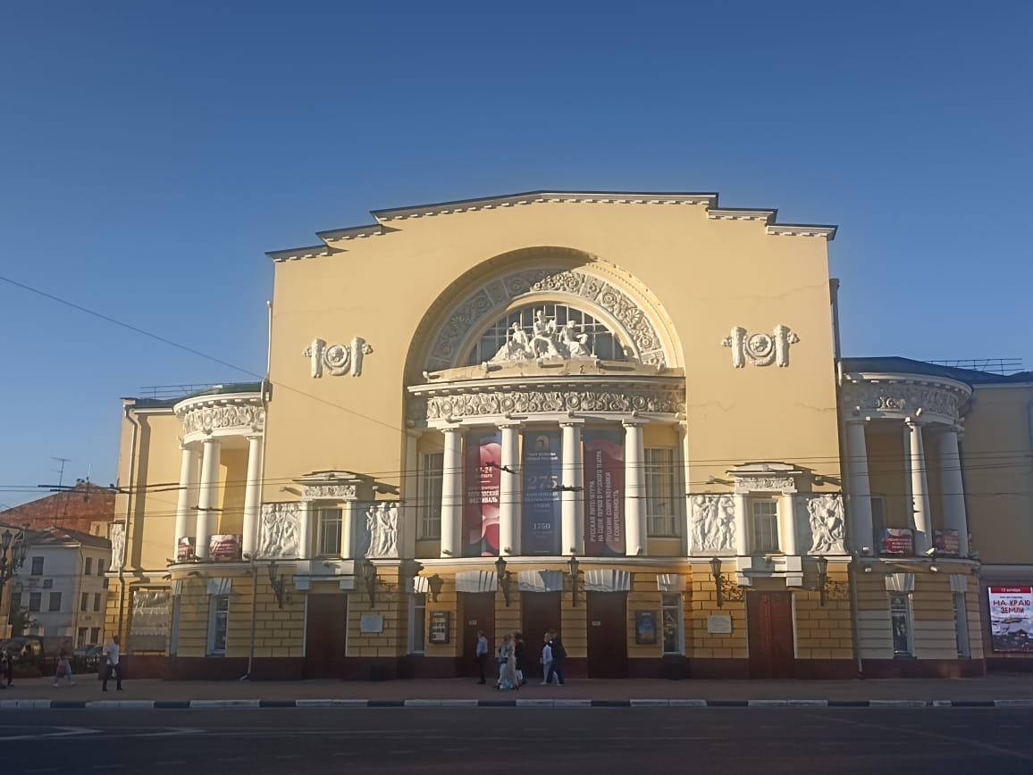https://upforme.ru/uploads/0001/d0/60/4760/909430.jpg