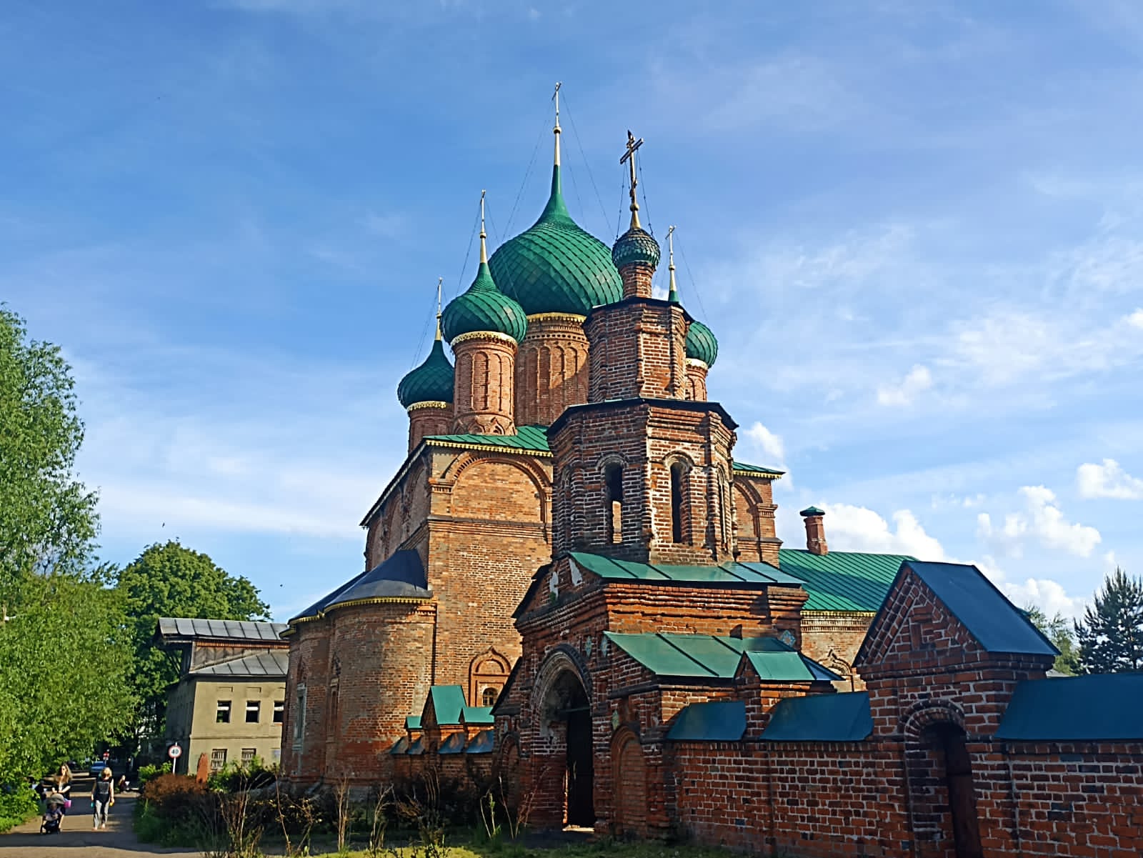 https://upforme.ru/uploads/0001/d0/60/4784/149204.jpg