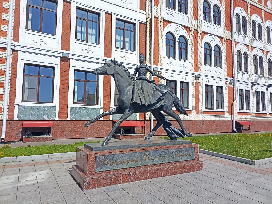 https://upforme.ru/uploads/0001/d0/60/4784/171225.jpg