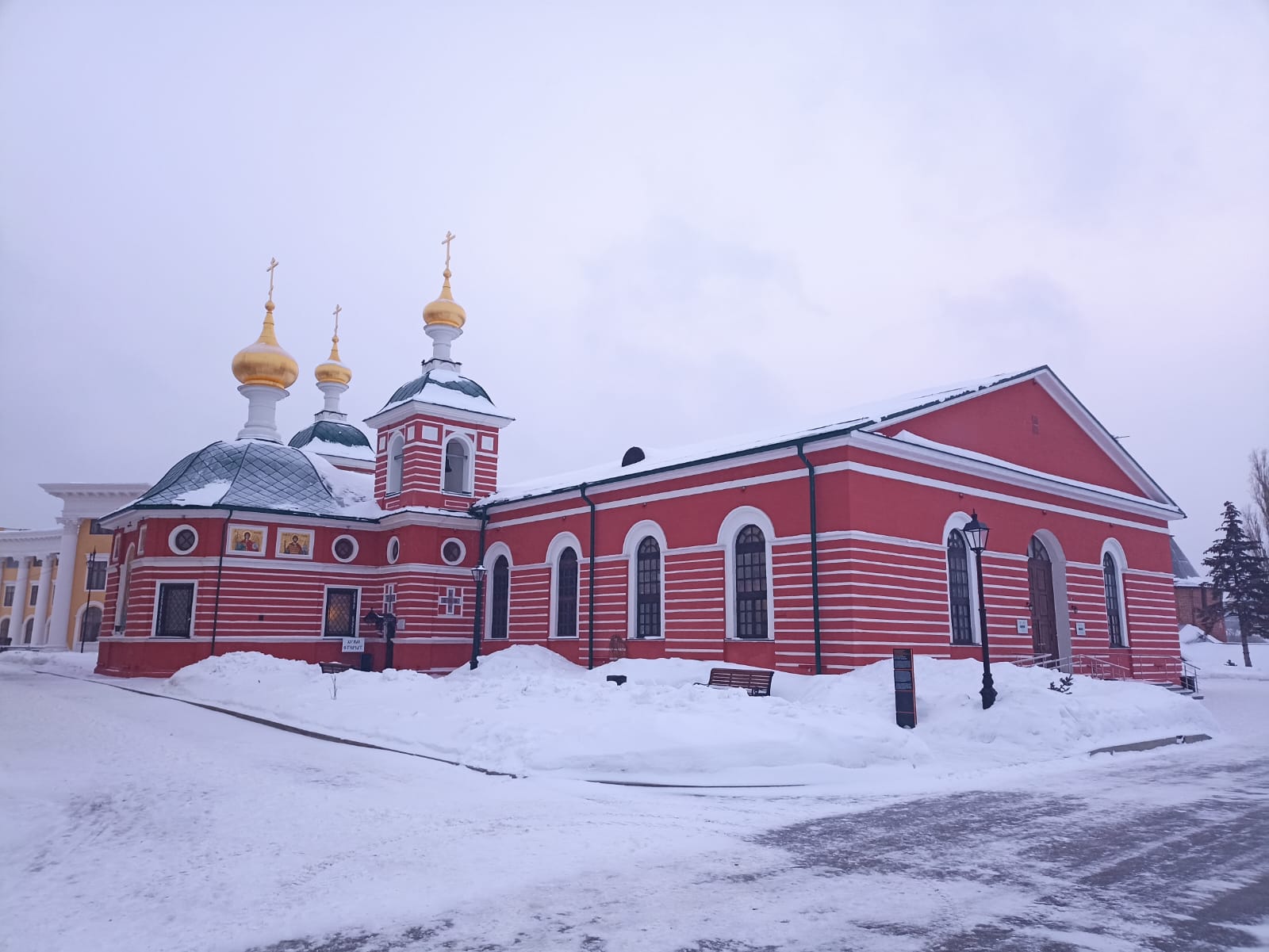 https://upforme.ru/uploads/0001/d0/60/4784/251228.jpg