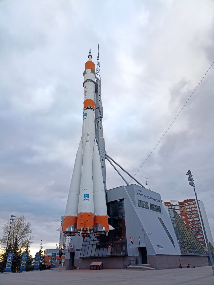 https://upforme.ru/uploads/0001/d0/60/4784/25989.jpg