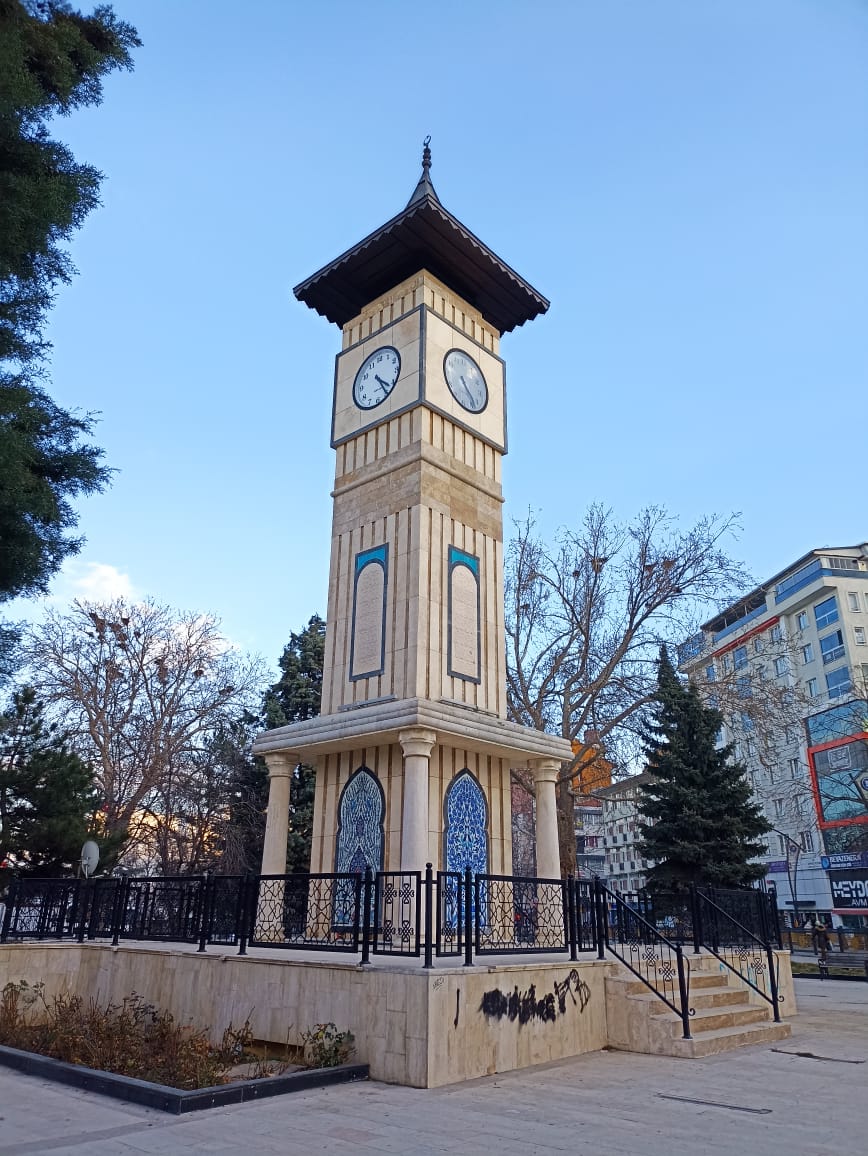 https://upforme.ru/uploads/0001/d0/60/4784/498395.jpg
