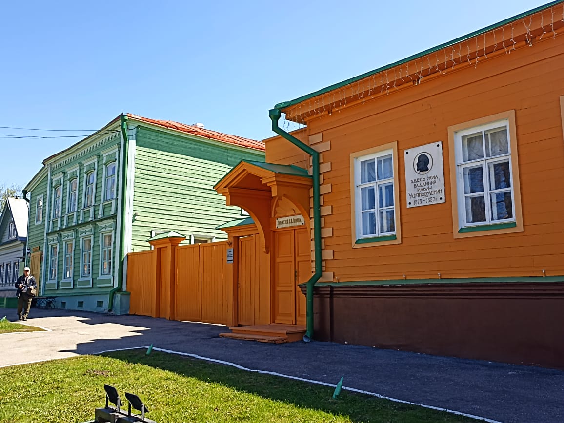 https://upforme.ru/uploads/0001/d0/60/4784/655858.jpg