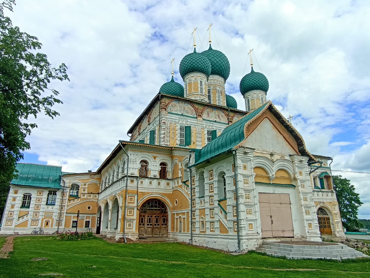 https://upforme.ru/uploads/0001/d0/60/4784/687369.jpg