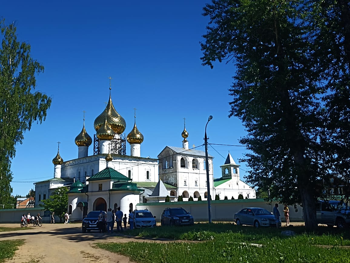 https://upforme.ru/uploads/0001/d0/60/4784/865931.jpg