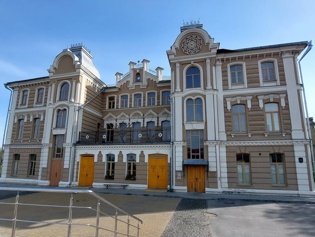 https://upforme.ru/uploads/0001/d0/60/479/175144.jpg