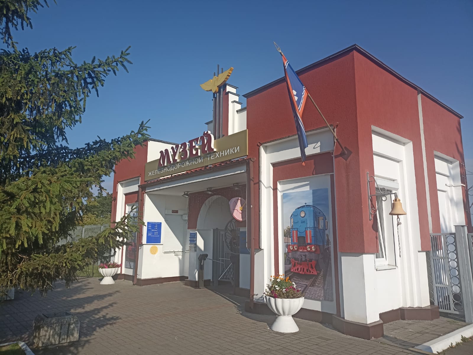 https://upforme.ru/uploads/0001/d0/60/4870/32175.jpg