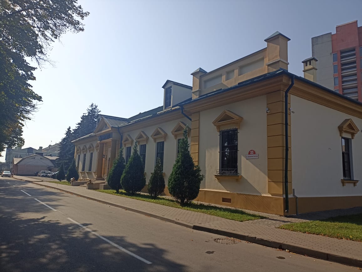 https://upforme.ru/uploads/0001/d0/60/4870/409037.jpg