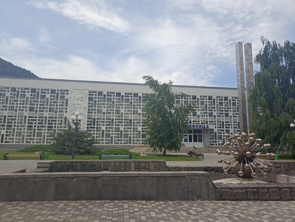 https://upforme.ru/uploads/0001/d0/60/4870/424219.jpg