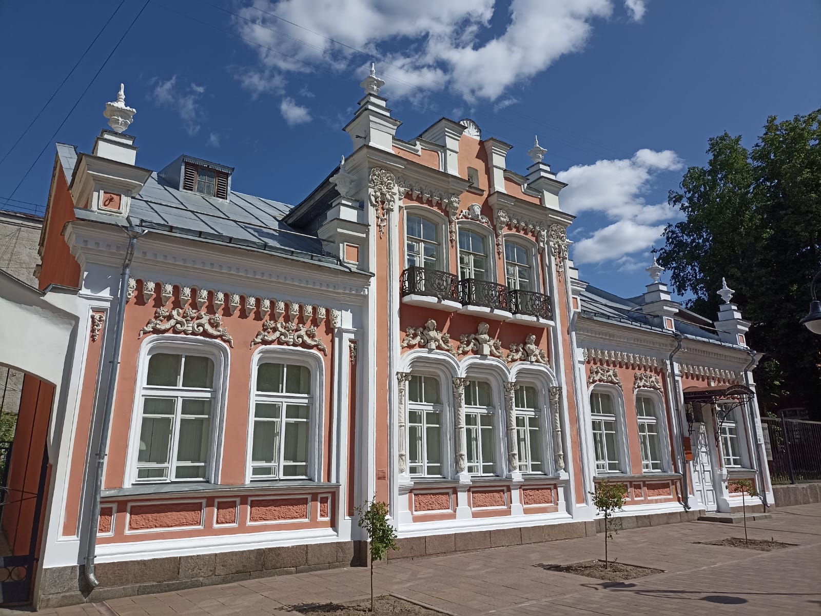 https://upforme.ru/uploads/0001/d0/60/4870/488140.jpg