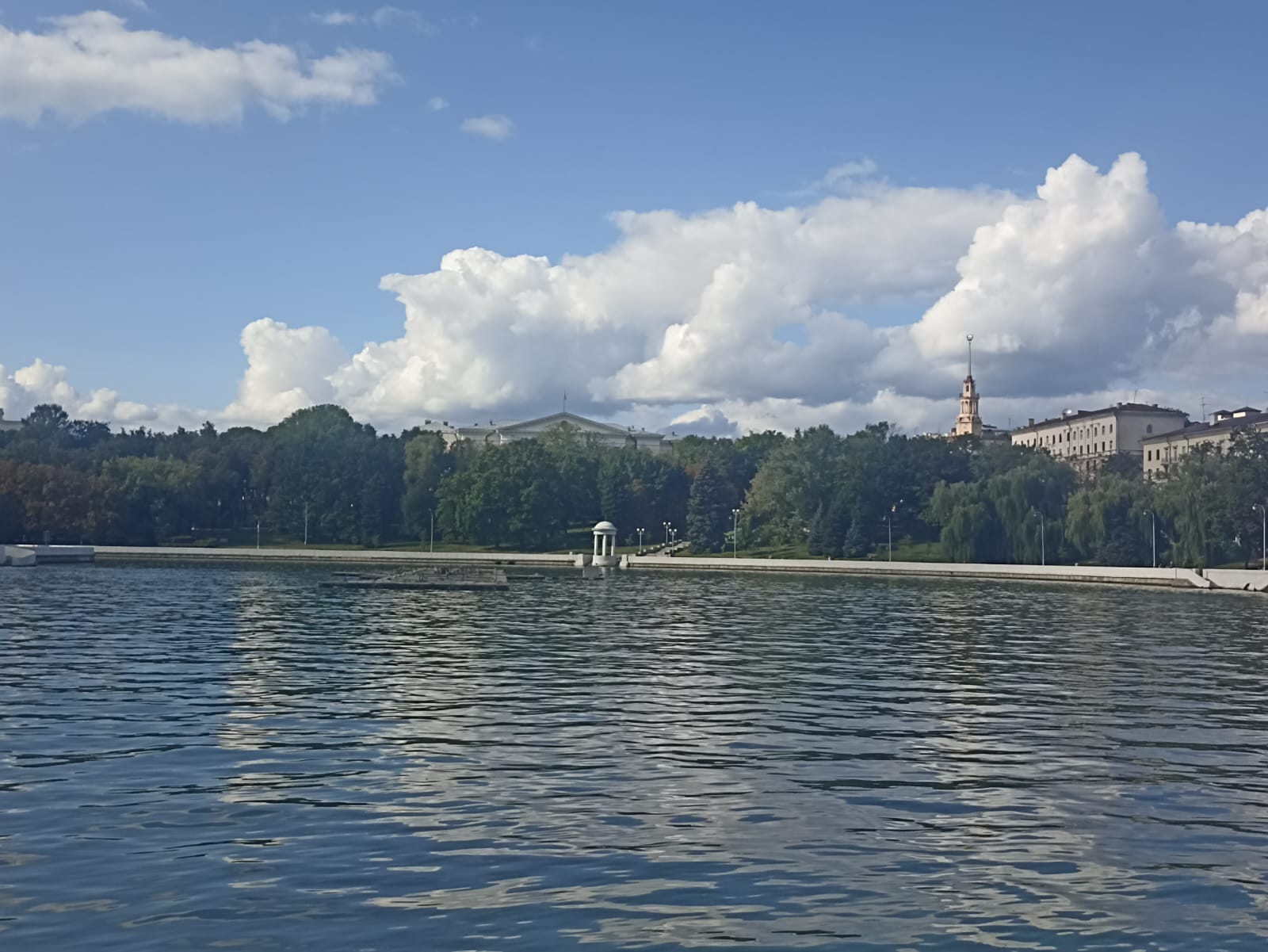 https://upforme.ru/uploads/0001/d0/60/4870/78013.jpg