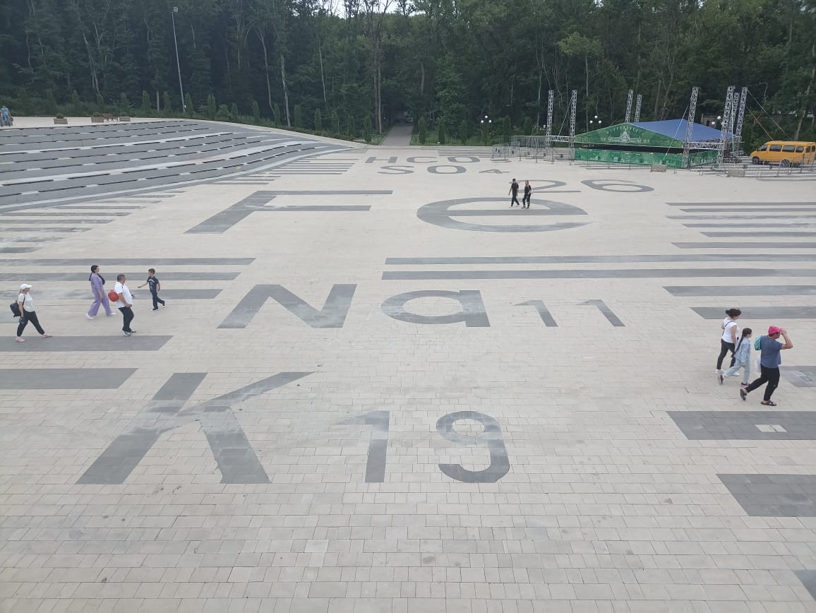https://upforme.ru/uploads/0001/d0/60/4870/833070.jpg